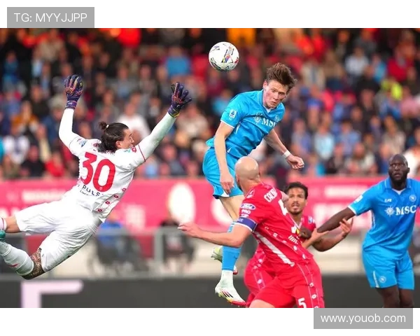 太阳报曝球迷过度关注扰乱生活麦克托米奈或重返英超成焦点未来去向