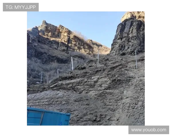 挖掘机磷矿施工环境个人防护